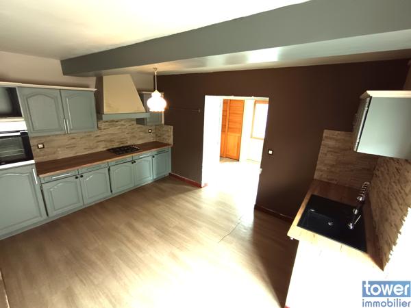 Maison 6 pièce(s) 5 chambre(s) 180 m²