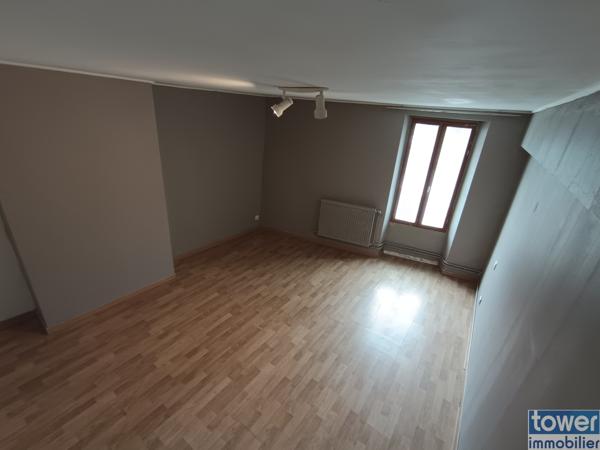 Maison 6 pièce(s) 5 chambre(s) 180 m²