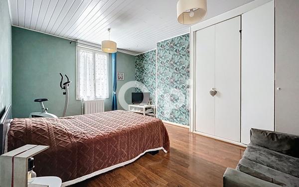 Maison à vendre    5 pièces • 116 m2 Saint-Maximin