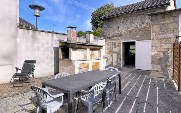 Maison à vendre    5 pièces • 116 m2 Saint-Maximin