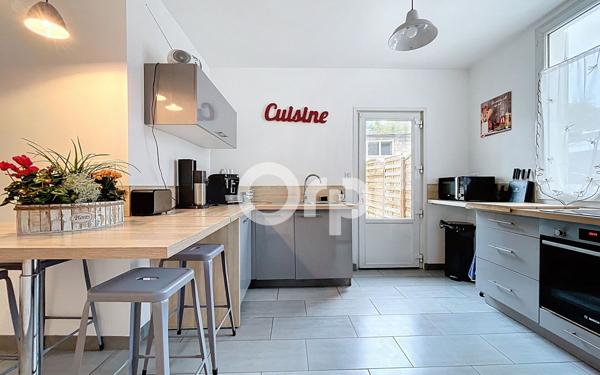 Maison à vendre    5 pièces • 116 m2 Saint-Maximin