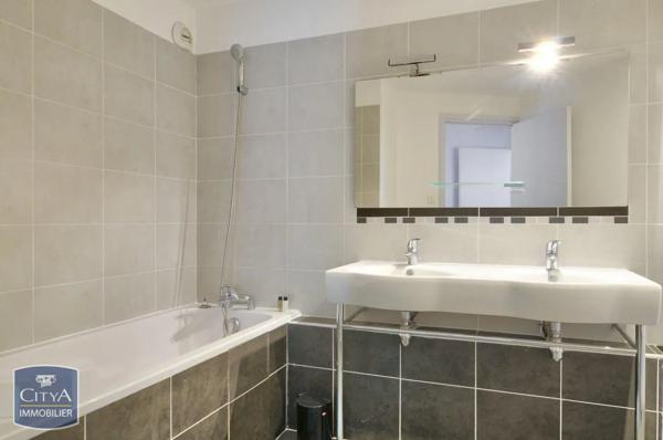 Appartement à louer 4 pièces 116.23m² Lyon 5e Arrondissement (69005)