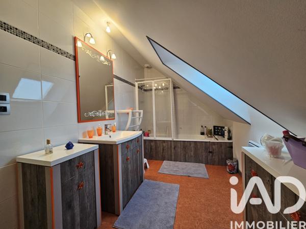 Maison à vendre 5 pièces 117 m² Tuffé Val de la Chéronne