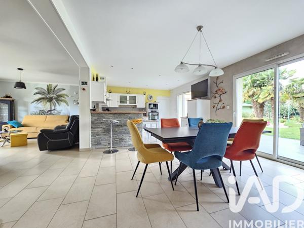 Maison à vendre 5 pièces 117 m² Tuffé Val de la Chéronne