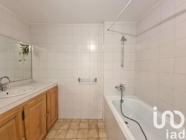 House for sale 5 rooms 100 m² Pont-Saint-Esprit