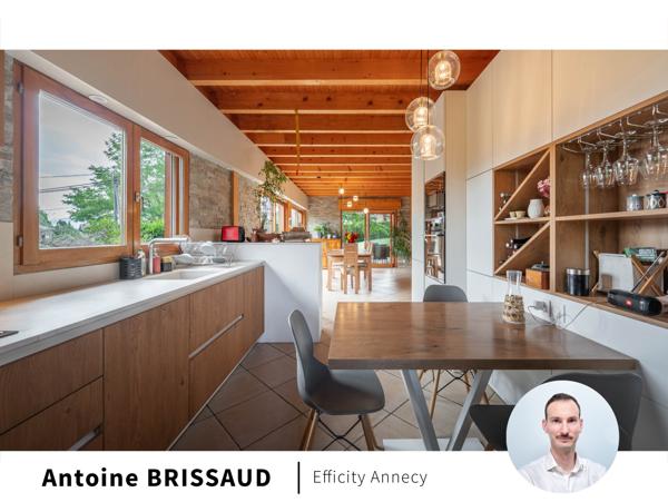 Maison
         6 pièces
        - 177 m² 899 000 € *