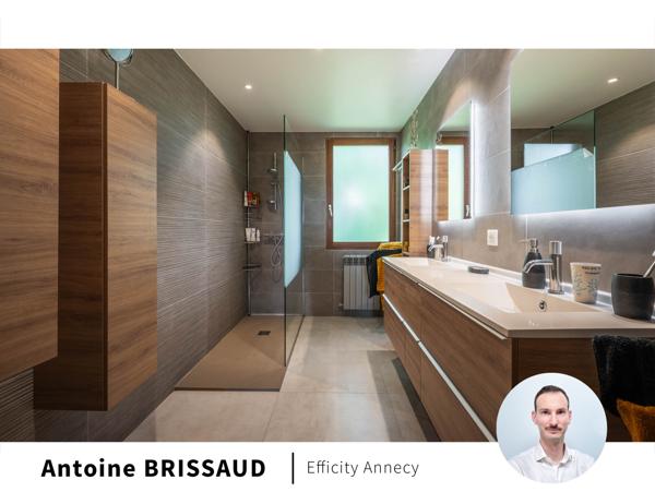 Maison
         6 pièces
        - 177 m² 899 000 € *