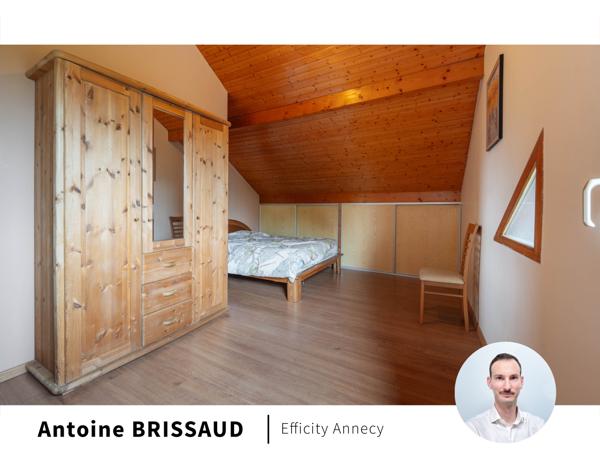 Maison
         6 pièces
        - 177 m² 899 000 € *