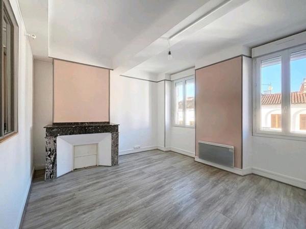 Immeuble à vendre 154 900 € Saint-Girons 266 m² DPE D