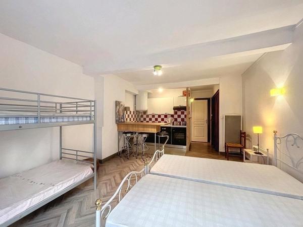 Immeuble à vendre 154 900 € Saint-Girons 266 m² DPE D