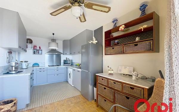 Appartement à vendre    3 pièces • 70 m2 Marseille 12