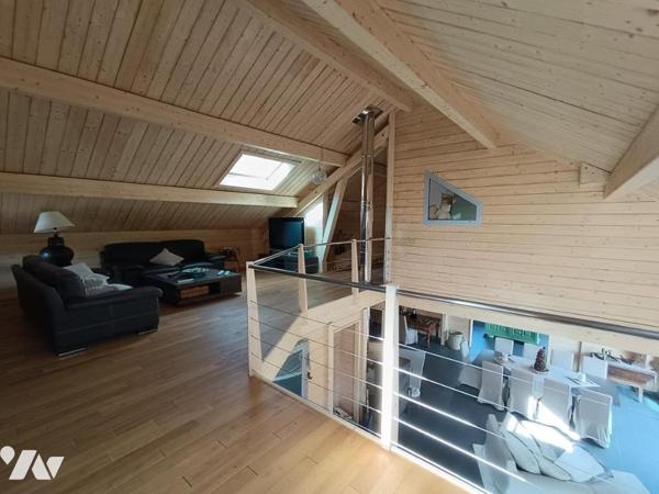 Vente Grand Chalet Récent à Montclar