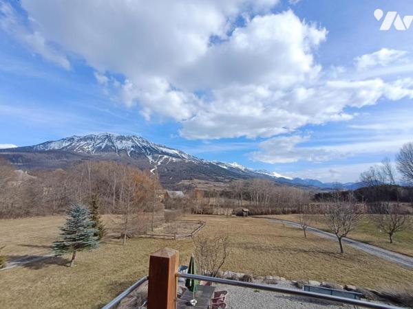Vente Grand Chalet Récent à Montclar
