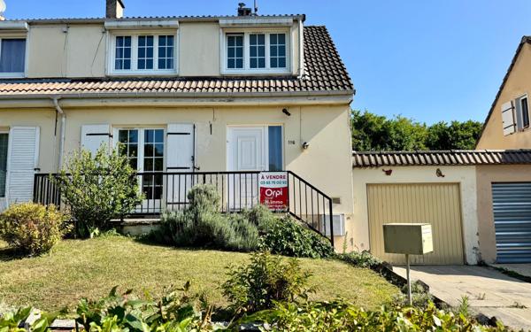 Maison à vendre    4 pièces • 82 m2 Saint-Quentin