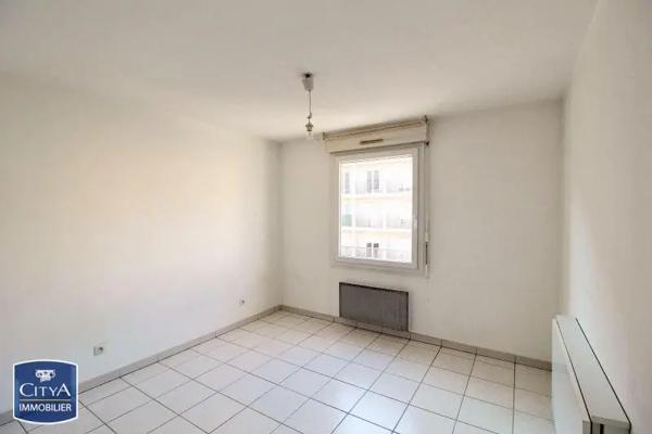 Appartement à louer 1 pièce 19m² Aix-en-Provence (13100)