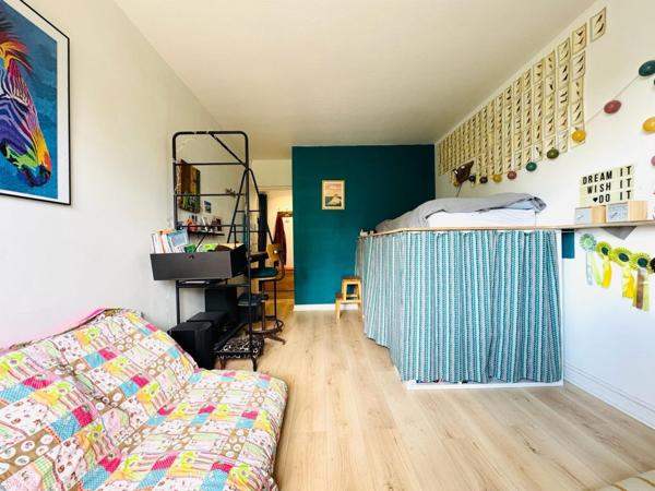 APPARTEMENT DE TYPE 4 - PESSAC