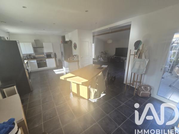 Maison à vendre 5 pièces 84,88 m² Roussillon