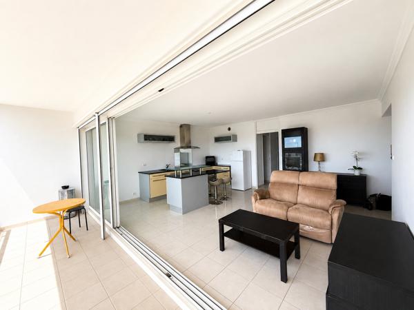 Appartement
         3 pièces
        - 59 m² Exclusivité 280 000 € *