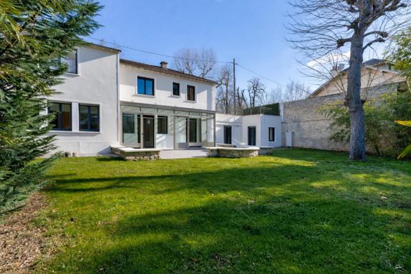 Maison Le Vésinet - PELOUSES