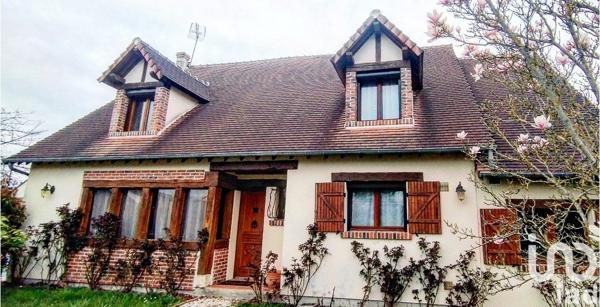 Maison traditionnelle 5 pièces de 158 m² à Romorantin-Lanthenay (41200)