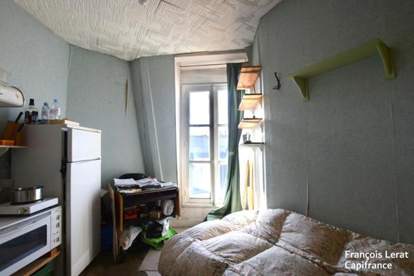 Chambre de service à vendre 1 pièces PARIS 11EME ARRONDISSEMENT (75) - Boulevard Voltaire - surface Carrez 8,86 m2 - Prix 77 500 € honoraires d'agence inclus