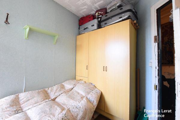 Chambre de service à vendre 1 pièces PARIS 11EME ARRONDISSEMENT (75) - Boulevard Voltaire - surface Carrez 8,86 m2 - Prix 77 500 € honoraires d'agence inclus