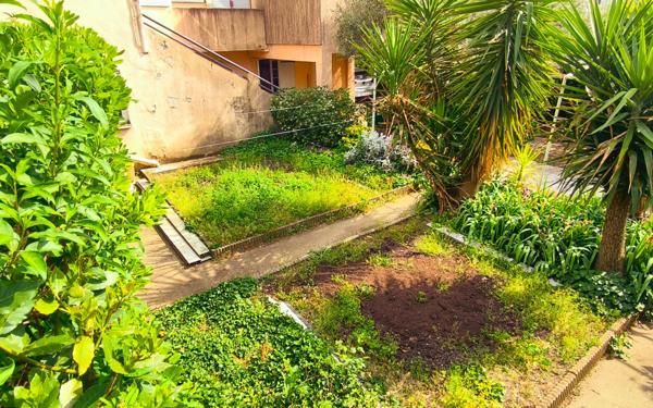 Maison à vendre    6 pièces • 160 m2 Nîmes
