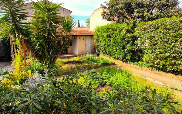 Maison à vendre    6 pièces • 160 m2 Nîmes