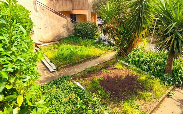 Maison à vendre    6 pièces • 160 m2 Nîmes