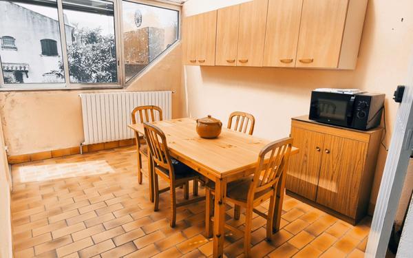 Maison à vendre    6 pièces • 160 m2 Nîmes
