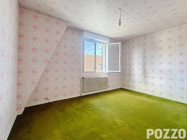 MAISON - 7 pièces - 5 chambres - 127 m² - jardin - 507 m² - sous-sol - Saint-Lo SAINT LO