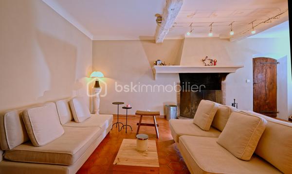 Corps de ferme de 355 m²