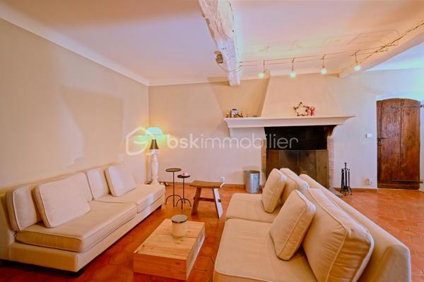 Corps de ferme de 355 m²