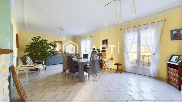 MAISON AVEC PISCINE 6 CHAMBRES JARDIN ET DÉPENDANCES
