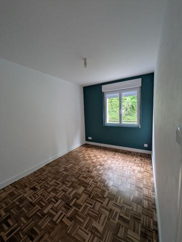 Appartement T4 rénové avec balcon et vue dégagée - 2 CHAMBRES