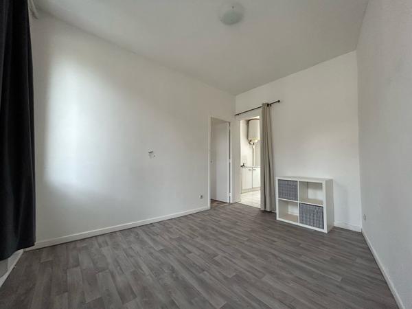 Appartement Caudebec Les Elbeuf T1-Bis Réf TREFF-1ETG-N2