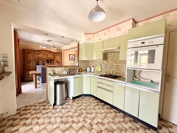 Souligné-Flacé (72210) MAISON 112M2 - 4 CHAMBRES