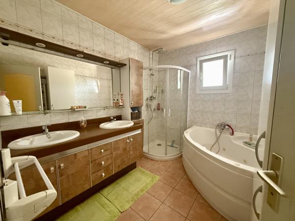 Souligné-Flacé (72210) MAISON 112M2 - 4 CHAMBRES