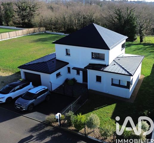 Maison à vendre 6 pièces 137 m² Vannes