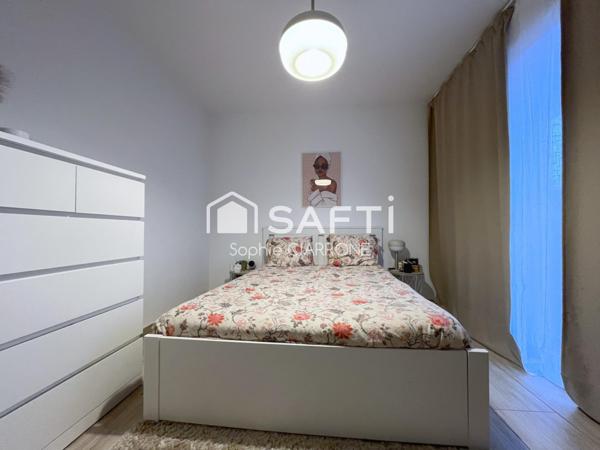 Appartement à vendre à VILLERUPT  73M2 rénové 4 pièces.Appartement idéal pour primo-accédants, jeunes couples ou familles monoparentales.