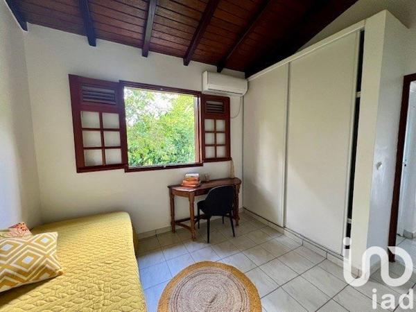 Maison traditionnelle 4 pièces de 87 m² à Lamentin (97129)