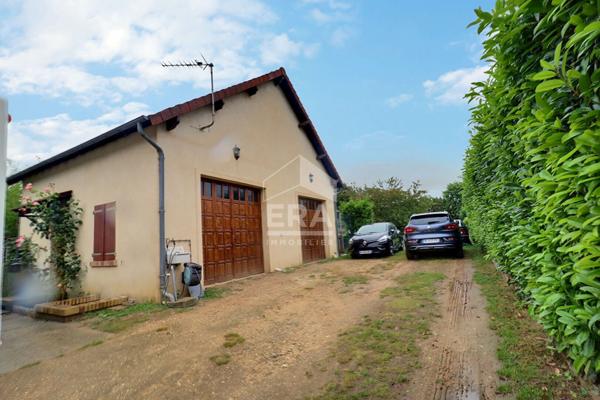 A VENDRE MAISON FAMILIALE AVEC DEPENDANCE MORIGNY CHAMPIGNY 91150.
