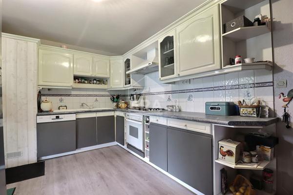 A VENDRE MAISON FAMILIALE AVEC DEPENDANCE MORIGNY CHAMPIGNY 91150.