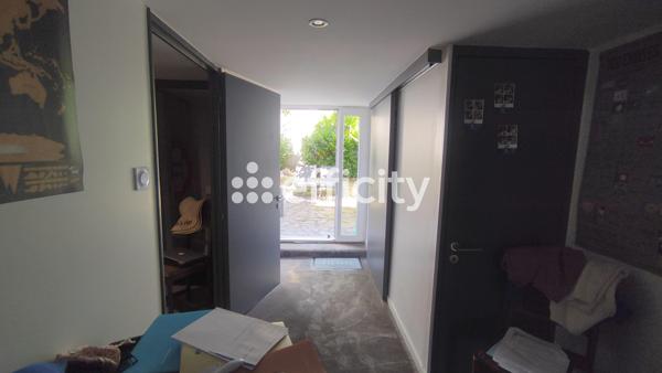 Maison
         7 pièces
        - 135 m² 298 000 € *