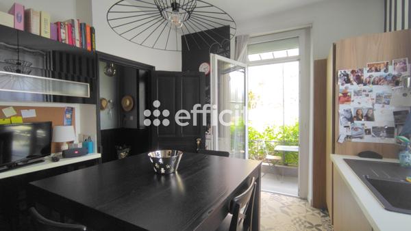 Maison
         7 pièces
        - 135 m² 298 000 € *