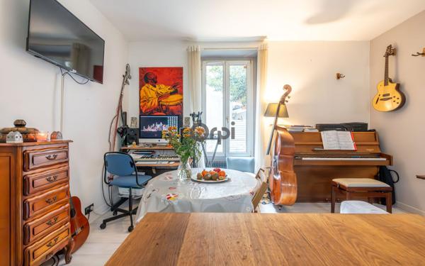 Appartement à vendre    2 pièces • 39,87 m2 Joinville-le-Pont