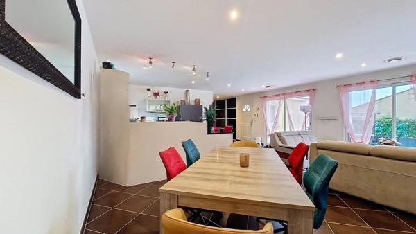 Maison moderne avec piscine à Salses-le-Château