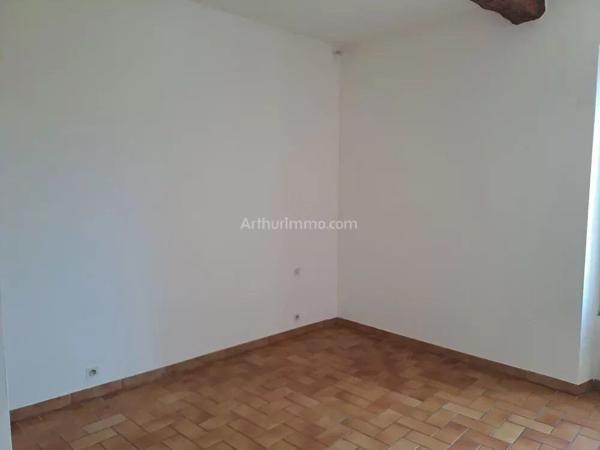 Location Appartement 3 pièces 62 m2 à Salernes