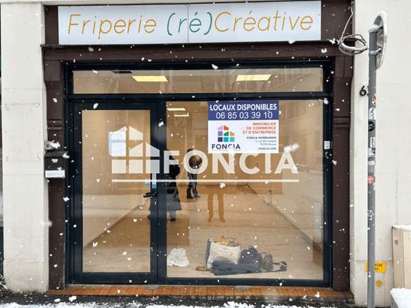 Location Local commercial 3 pièces 39 m² - 61/67 RUE AUX OURS Rouen 76000