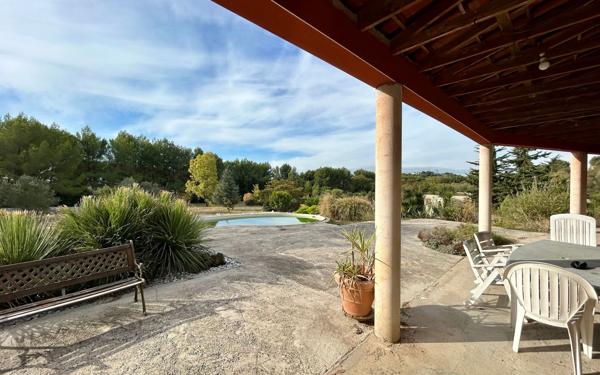 Maison à vendre    5 pièces • 155 m2 Poussan